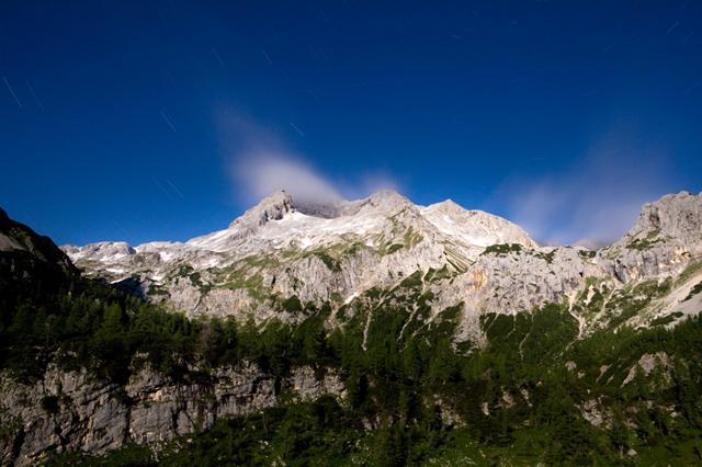 Triglav ponoči