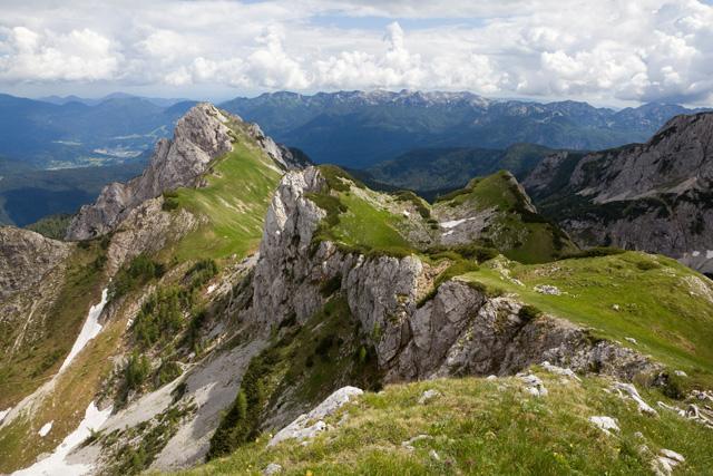 Adam, Eva in Jezerski stog