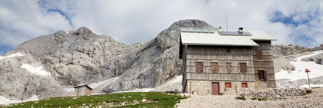 Dom Planika in Triglav