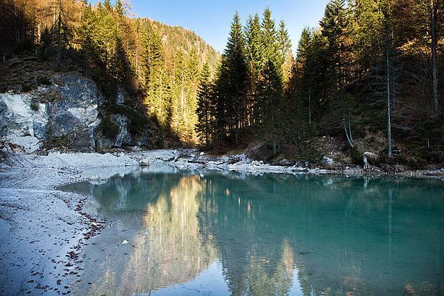 Umetno jezero Erjavčev rovt