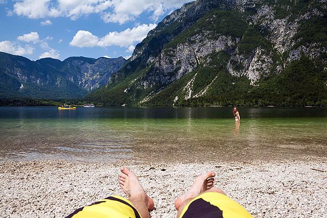 Kopanje v Bohinjskem jezeru