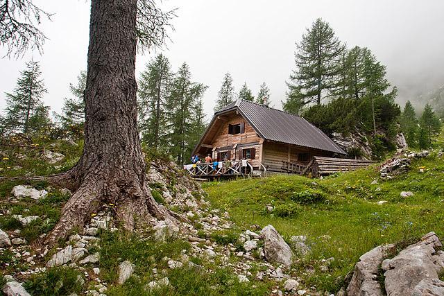 Pastirska koča Prgarca v Zgornji Krmi