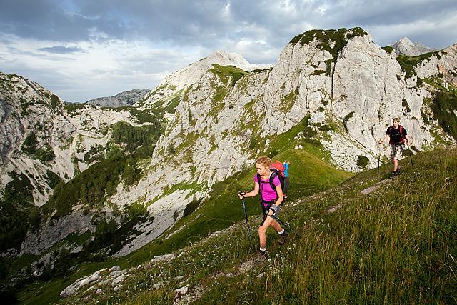 Pot na Jezerski stog