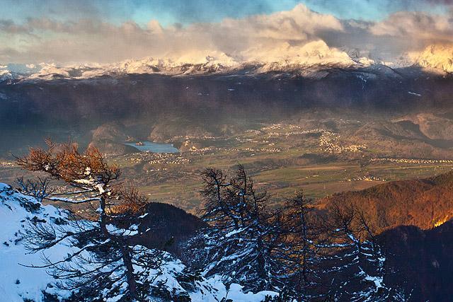 Razgled s Šentanskega vrha