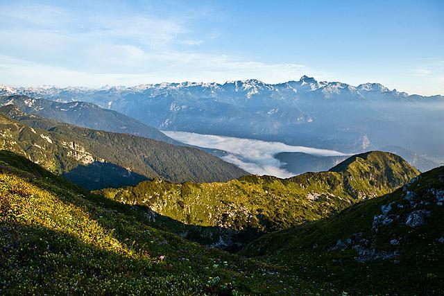 Bohinjsko jezero v megli