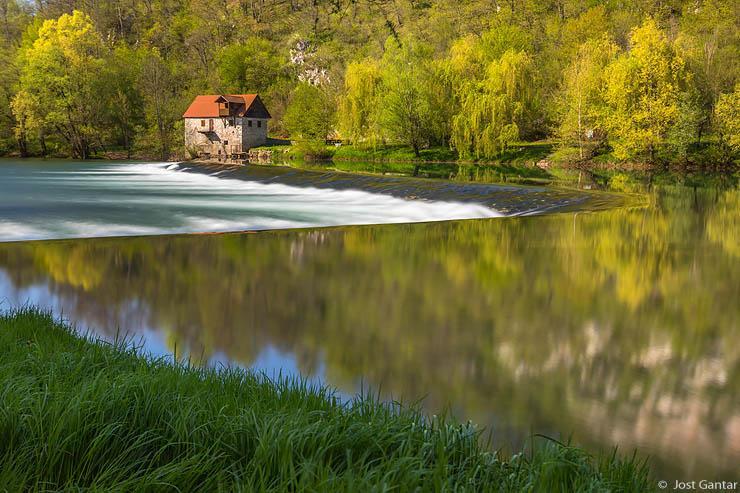 Kolpa Adlešiči